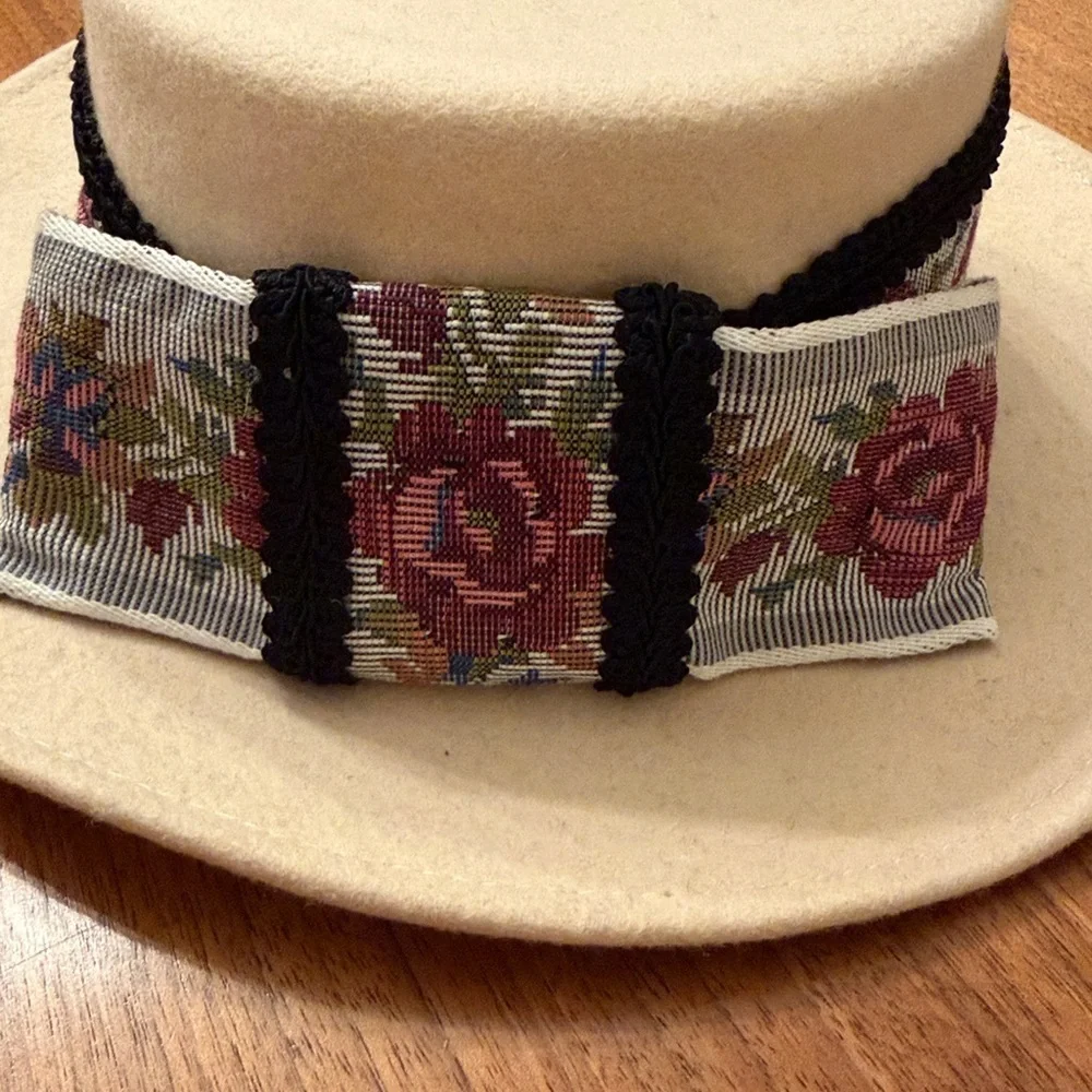 Wool Felt Boater Hat Made in USA Cream Wide Brim Floral Band Boho Rancher